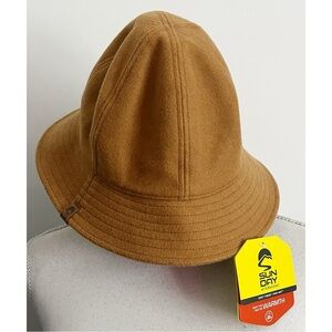 Sunday Afternoons • NWT Portabello Brown Sauvie Warmth Bucket Hat